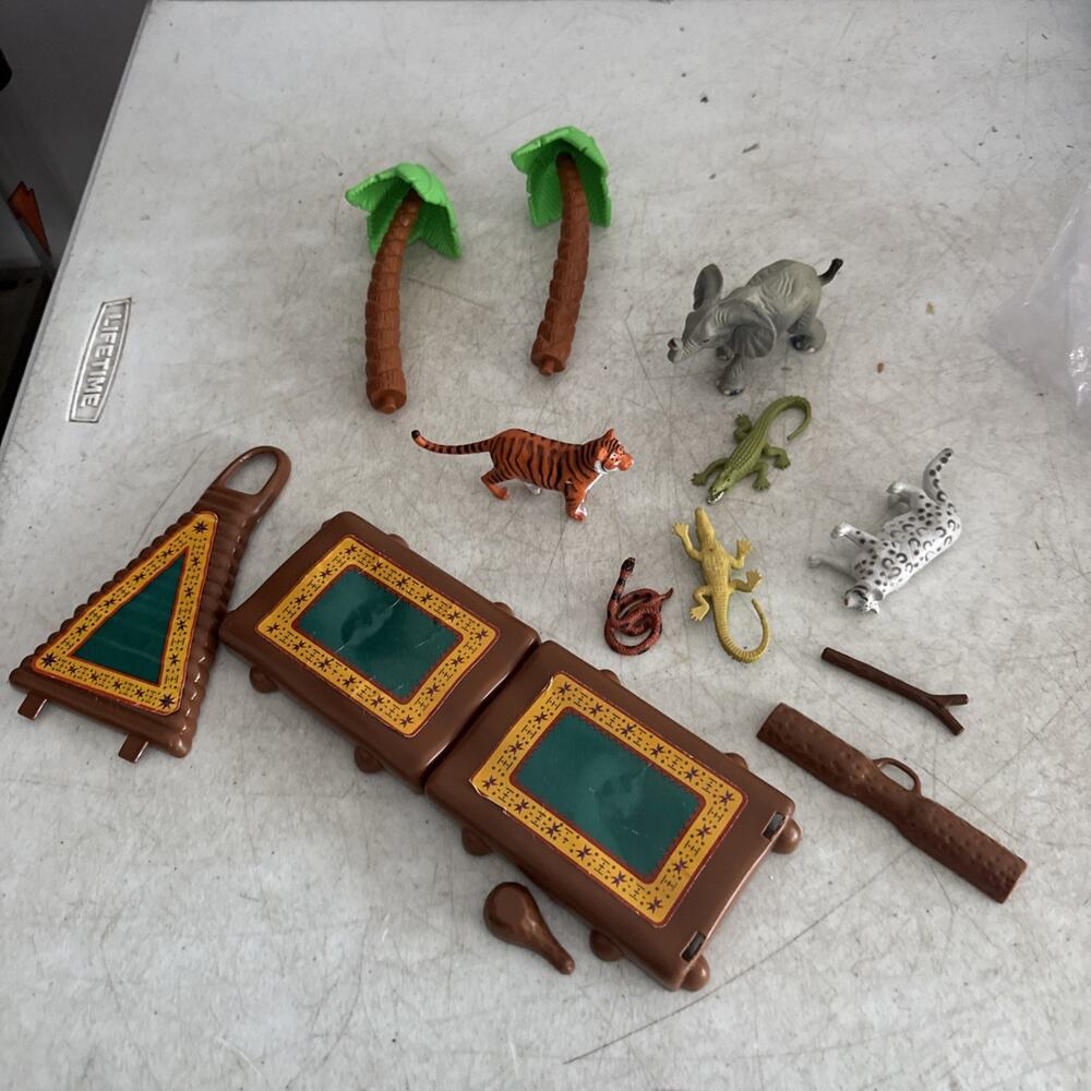 Jungle Scene Animals Palm Trees Tepee Tent Tiger